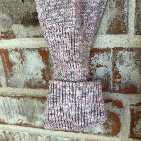 Intimately Free People Heathered Pink Knit Henley  Top - Picture 2 of 8